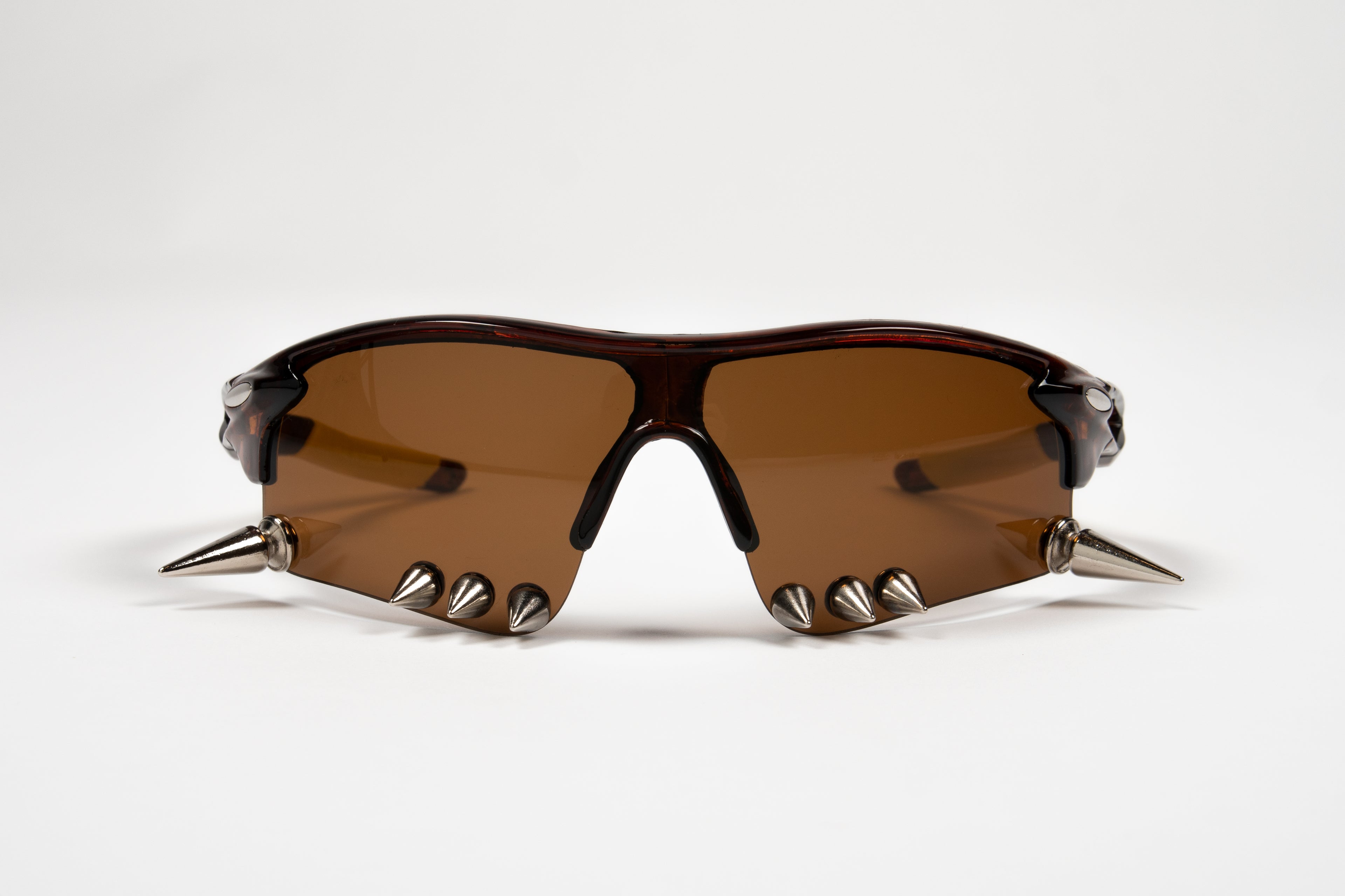 Spiked glasses